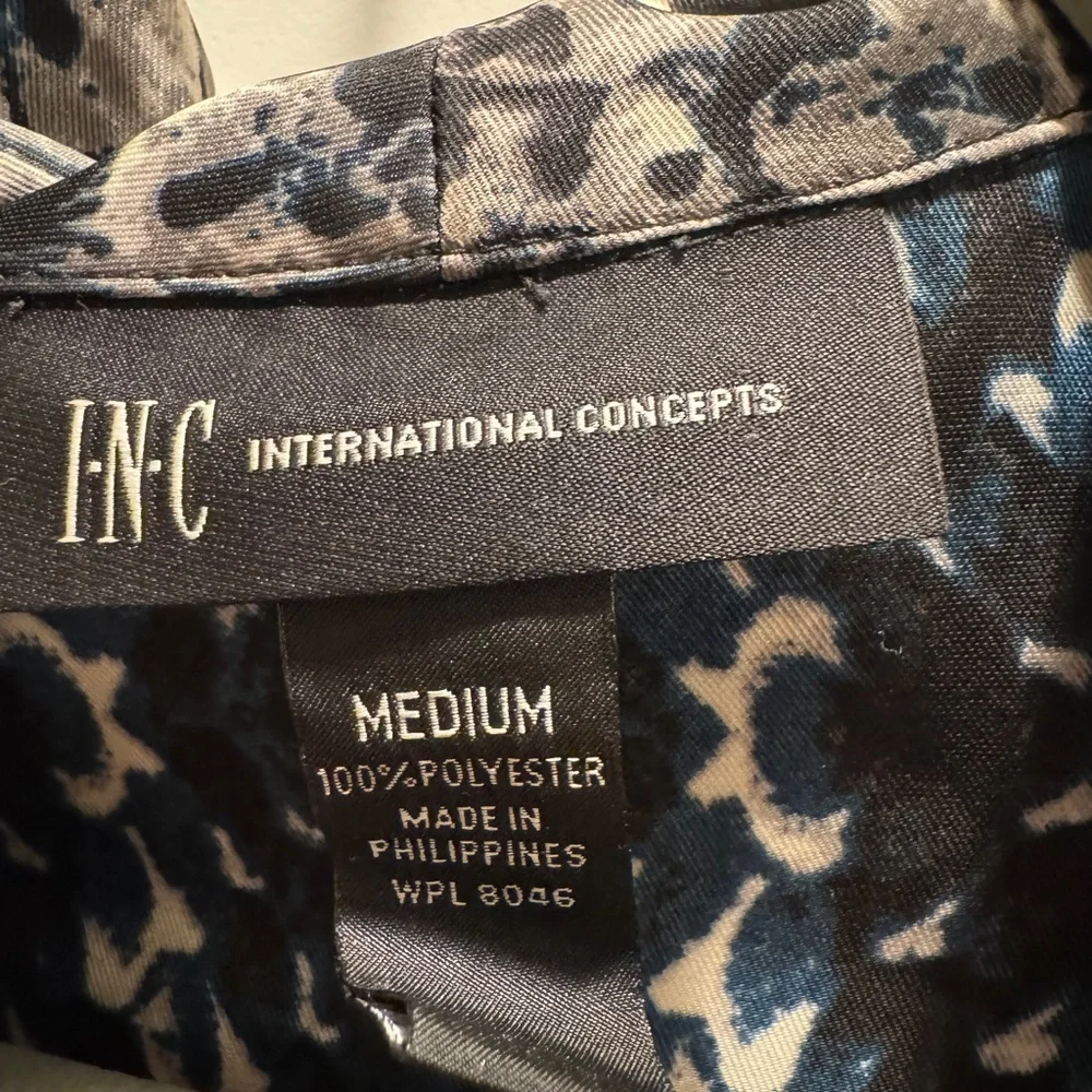 INC International Concepts Womens Crop Blazer Jacket Blue Silky Snake Print M - Picture 6 of 6